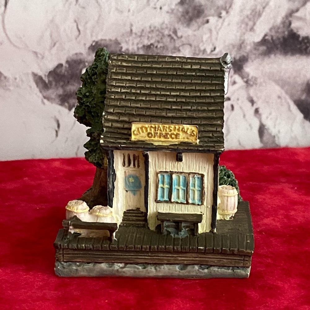 Vintage Collectible City Marshall’s Office Miniature - Picture 2 of 9